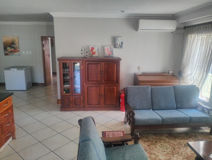 4 Bedroom Property for Sale in Waverley Gauteng