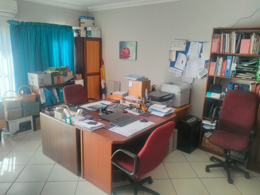 4 Bedroom Property for Sale in Waverley Gauteng