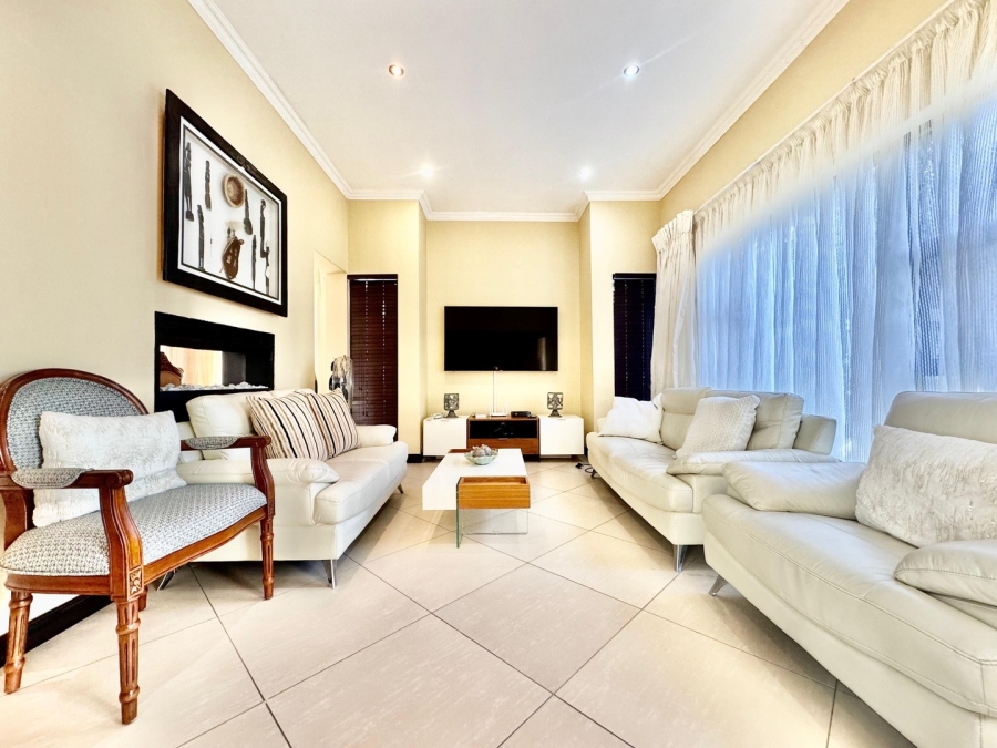 4 Bedroom Property for Sale in Mulbarton Gauteng