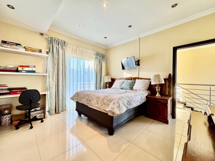 4 Bedroom Property for Sale in Mulbarton Gauteng