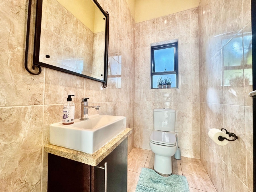 4 Bedroom Property for Sale in Mulbarton Gauteng