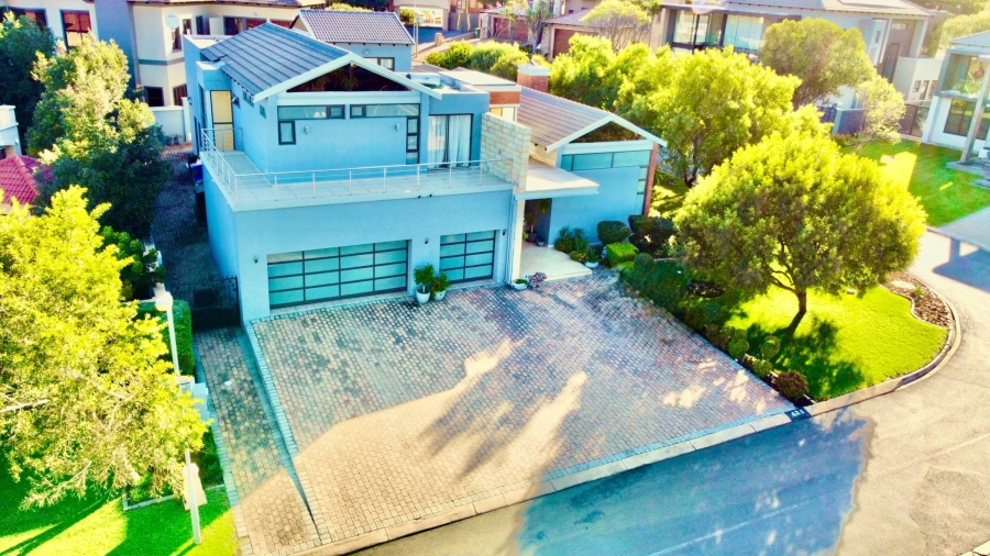 4 Bedroom Property for Sale in Mulbarton Gauteng