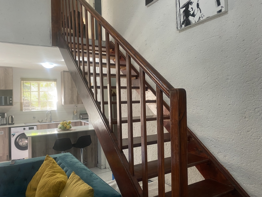 2 Bedroom Property for Sale in Bassonia Gauteng