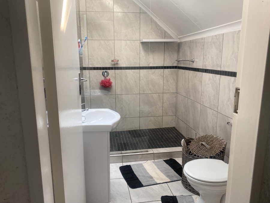 2 Bedroom Property for Sale in Bassonia Gauteng