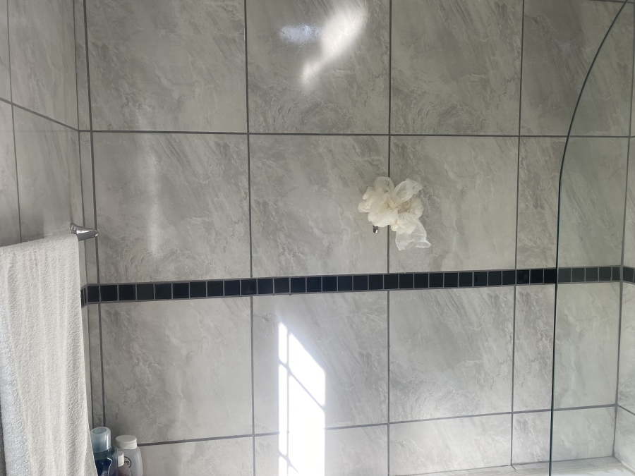 2 Bedroom Property for Sale in Bassonia Gauteng