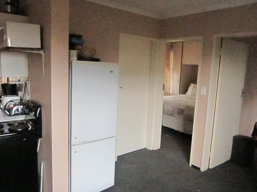2 Bedroom Property for Sale in Glen Marais Gauteng