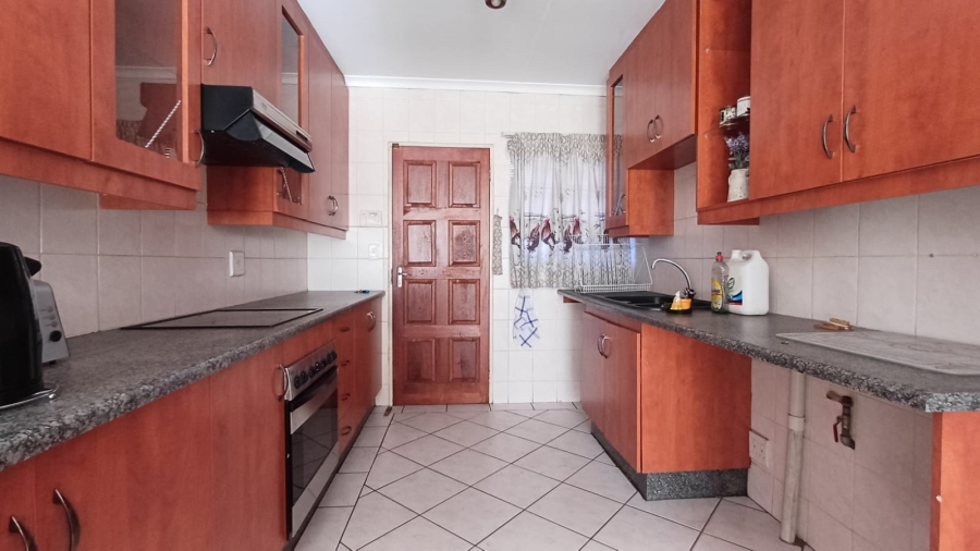 To Let 3 Bedroom Property for Rent in Florentia Gauteng