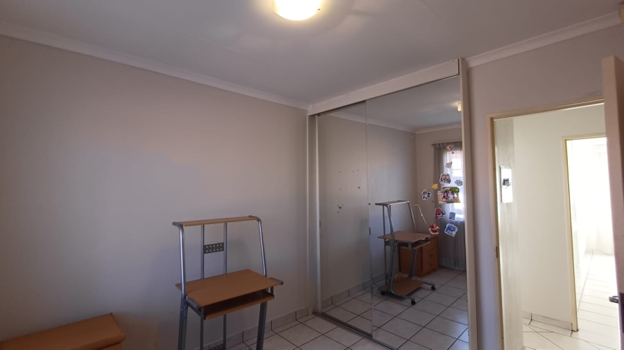 To Let 3 Bedroom Property for Rent in Florentia Gauteng