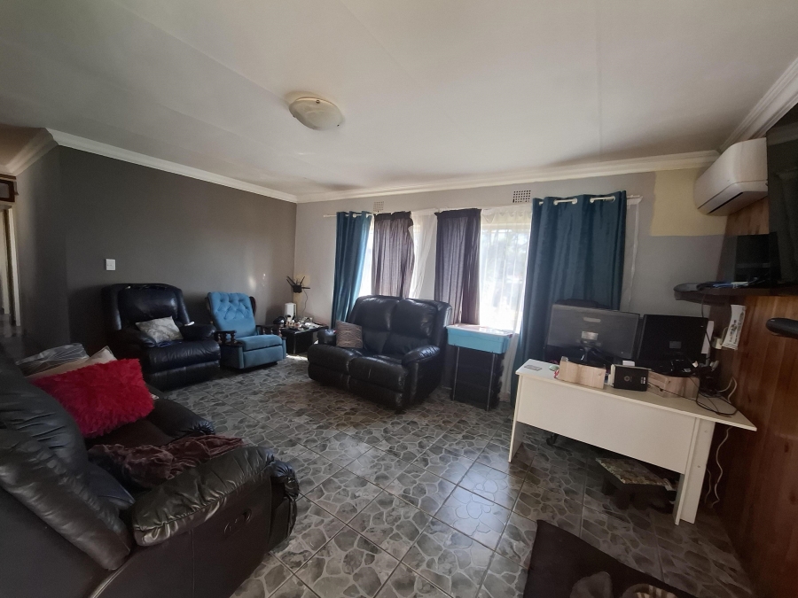 3 Bedroom Property for Sale in Dal Fouche Gauteng