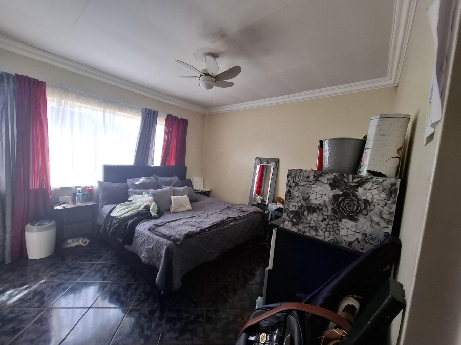 3 Bedroom Property for Sale in Dal Fouche Gauteng