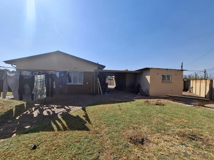 3 Bedroom Property for Sale in Dal Fouche Gauteng