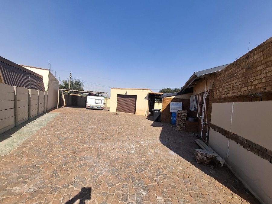 3 Bedroom Property for Sale in Dal Fouche Gauteng