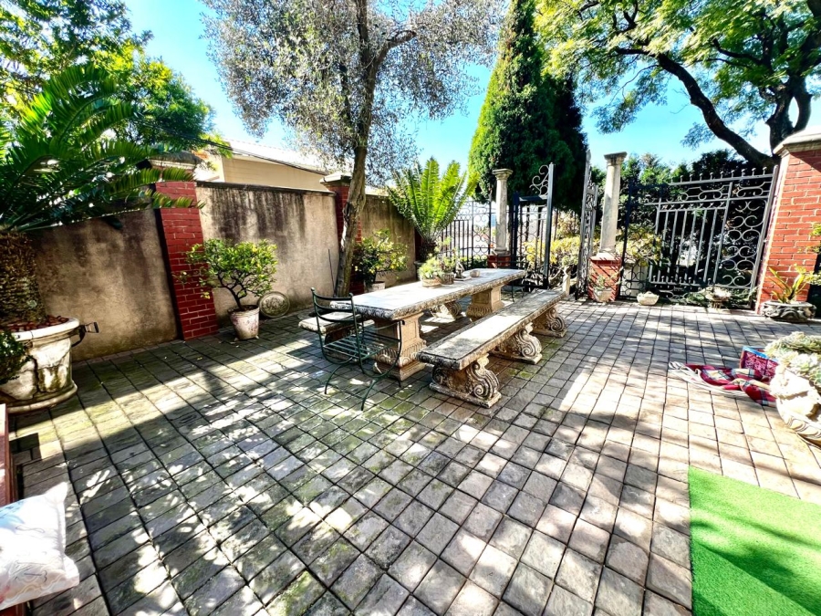 3 Bedroom Property for Sale in Auckland Park Gauteng