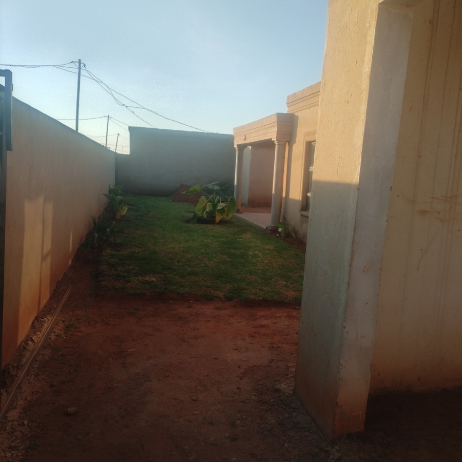 4 Bedroom Property for Sale in Tsakane Ext 11 Gauteng