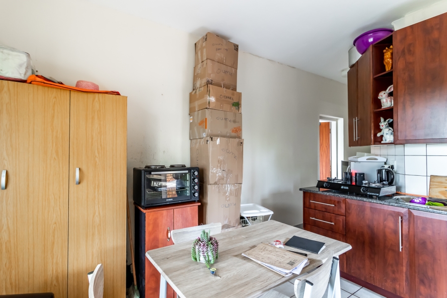 4 Bedroom Property for Sale in Waverley Gauteng