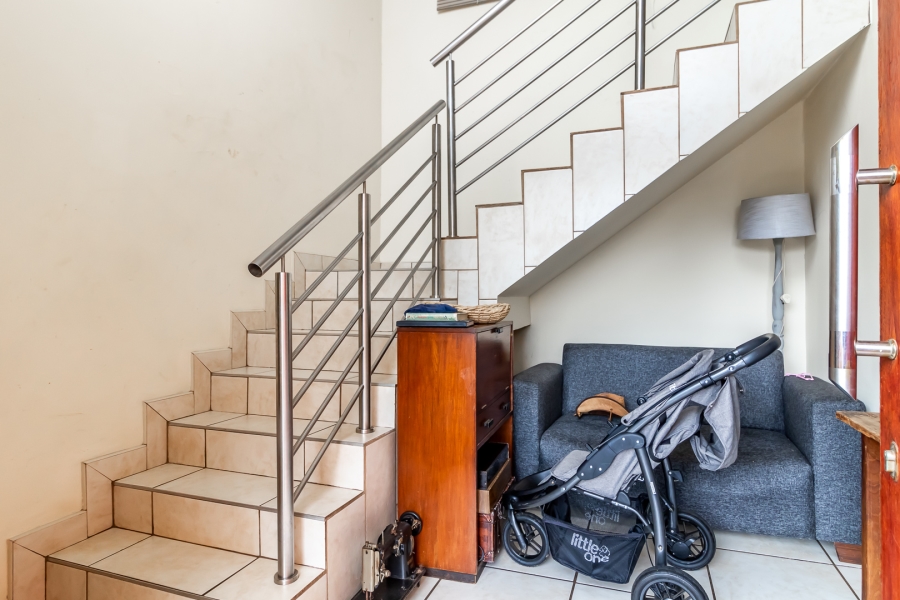 4 Bedroom Property for Sale in Waverley Gauteng