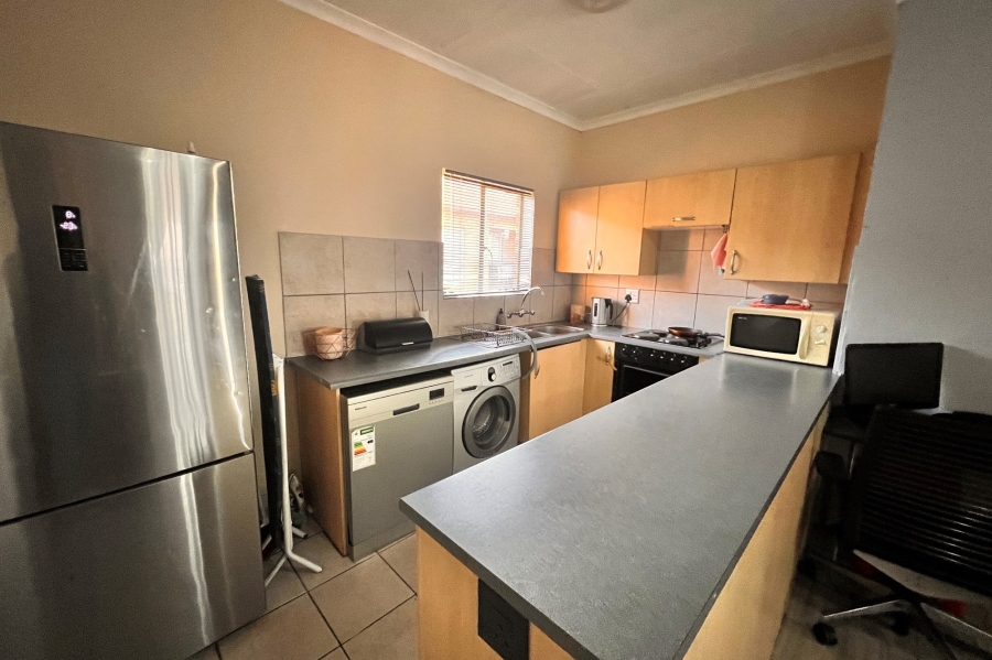 1 Bedroom Property for Sale in Wapadrand Gauteng