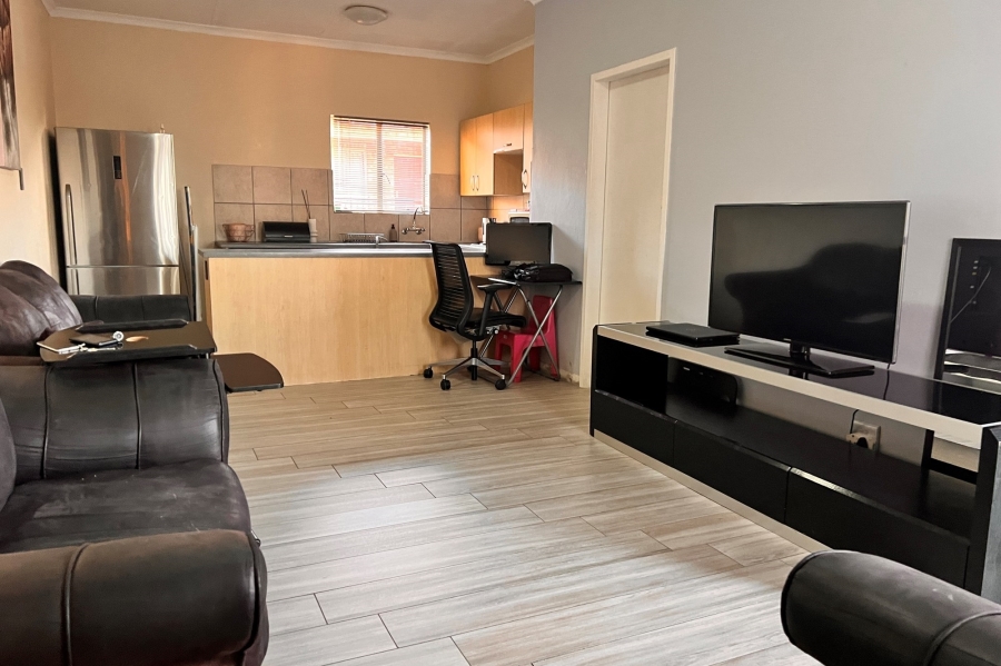 1 Bedroom Property for Sale in Wapadrand Gauteng