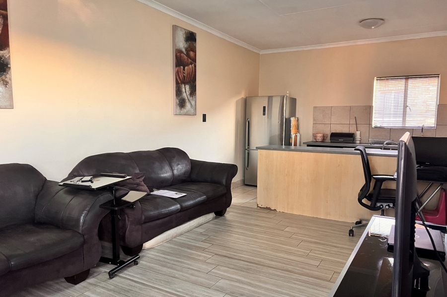 1 Bedroom Property for Sale in Wapadrand Gauteng