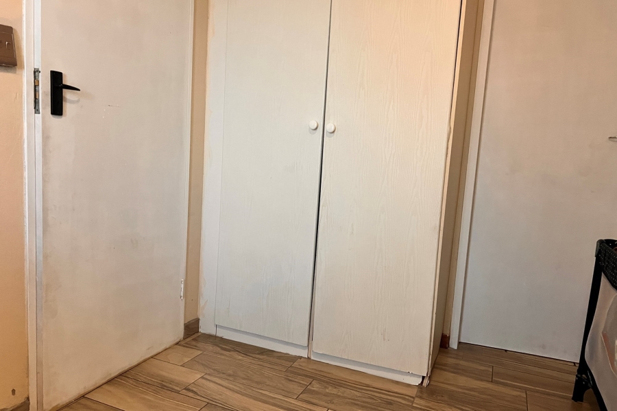 1 Bedroom Property for Sale in Wapadrand Gauteng