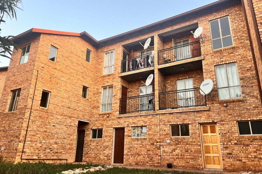 1 Bedroom Property for Sale in Wapadrand Gauteng