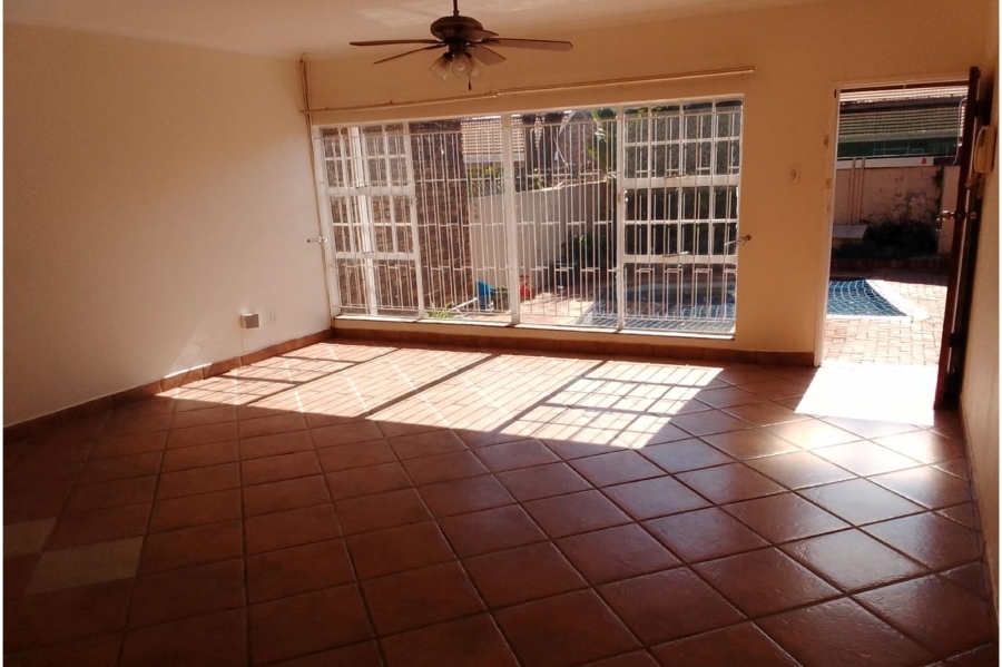 To Let 3 Bedroom Property for Rent in Birchleigh North Gauteng