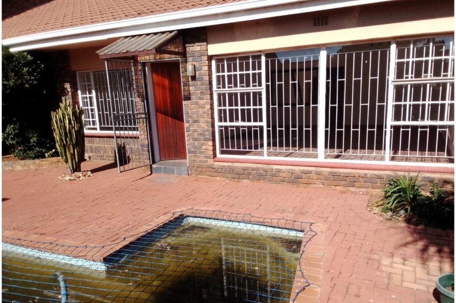 To Let 3 Bedroom Property for Rent in Birchleigh North Gauteng