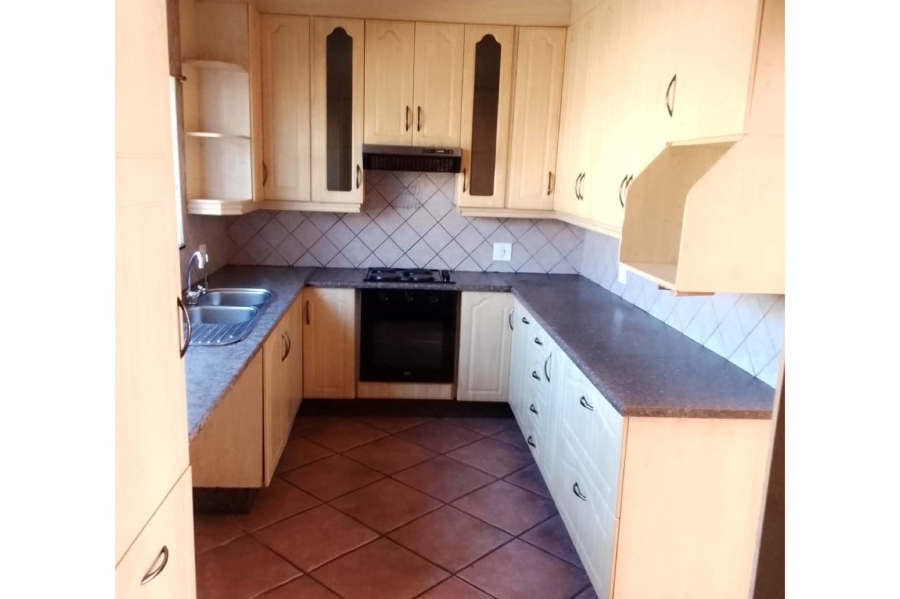 To Let 3 Bedroom Property for Rent in Birchleigh North Gauteng