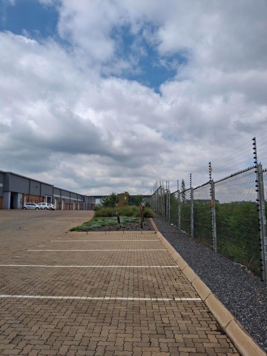 To Let commercial Property for Rent in Sterkfontein A H Gauteng