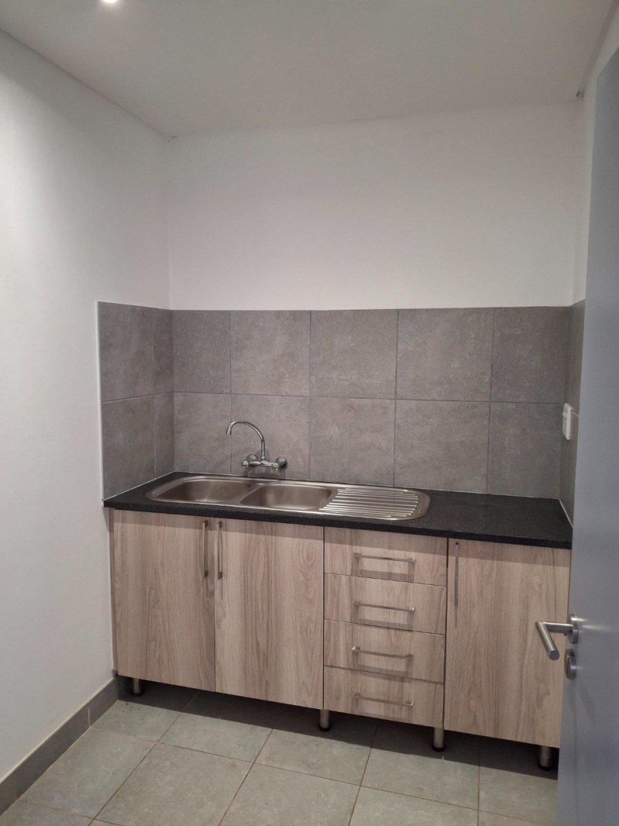 To Let commercial Property for Rent in Sterkfontein A H Gauteng