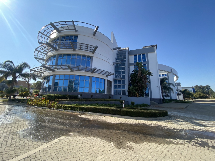 To Let commercial Property for Rent in Longmeadow Gauteng