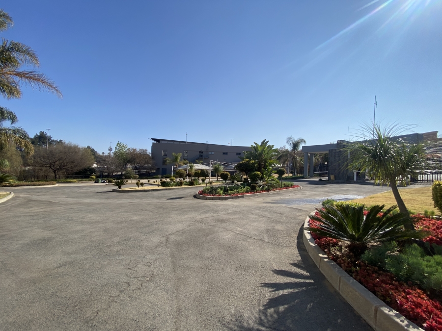 To Let commercial Property for Rent in Longmeadow Gauteng