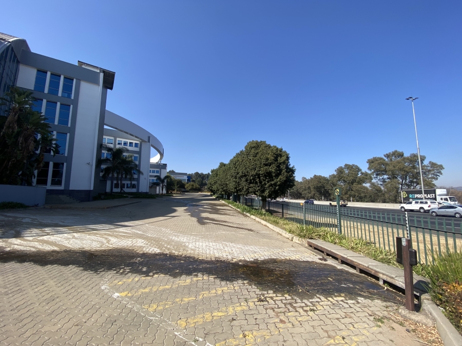 To Let commercial Property for Rent in Longmeadow Gauteng