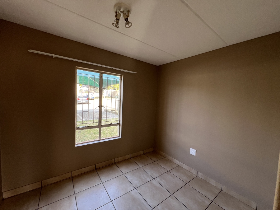 To Let 2 Bedroom Property for Rent in Ormonde Gauteng