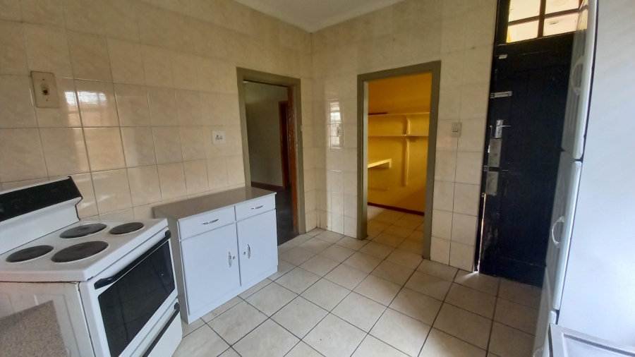 To Let 2 Bedroom Property for Rent in South Hills Gauteng