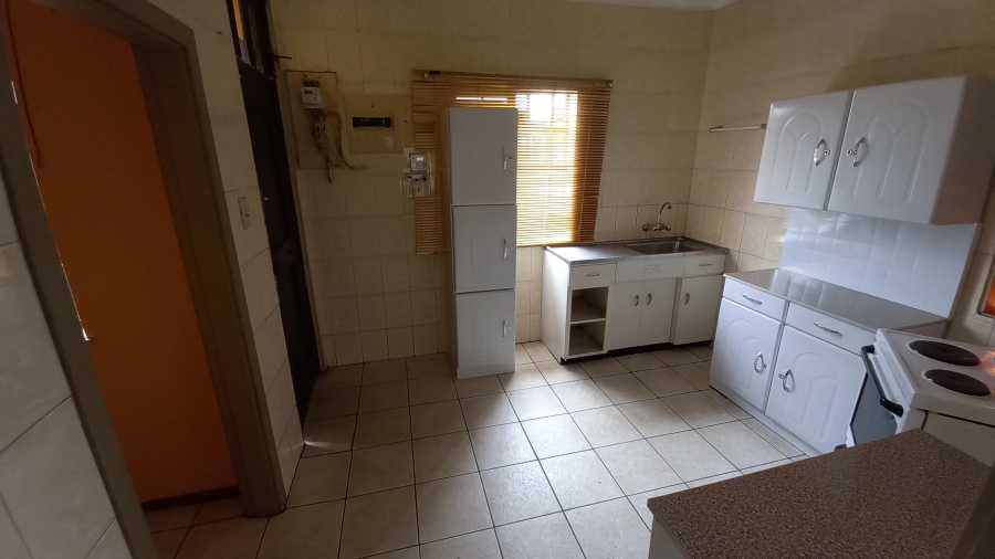 To Let 2 Bedroom Property for Rent in South Hills Gauteng