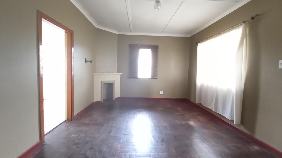 To Let 2 Bedroom Property for Rent in South Hills Gauteng