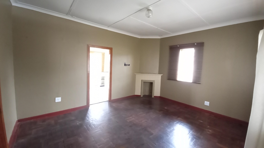 To Let 2 Bedroom Property for Rent in South Hills Gauteng