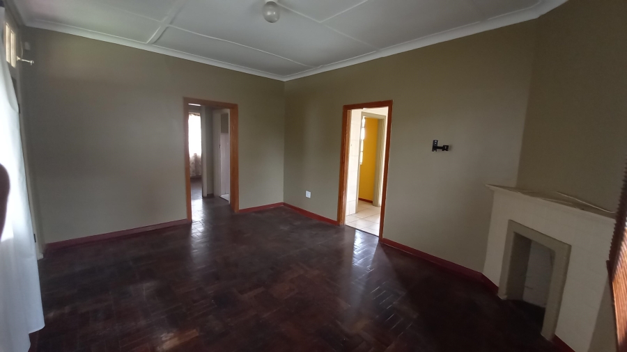 To Let 2 Bedroom Property for Rent in South Hills Gauteng