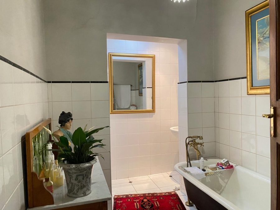 5 Bedroom Property for Sale in Riviera Gauteng