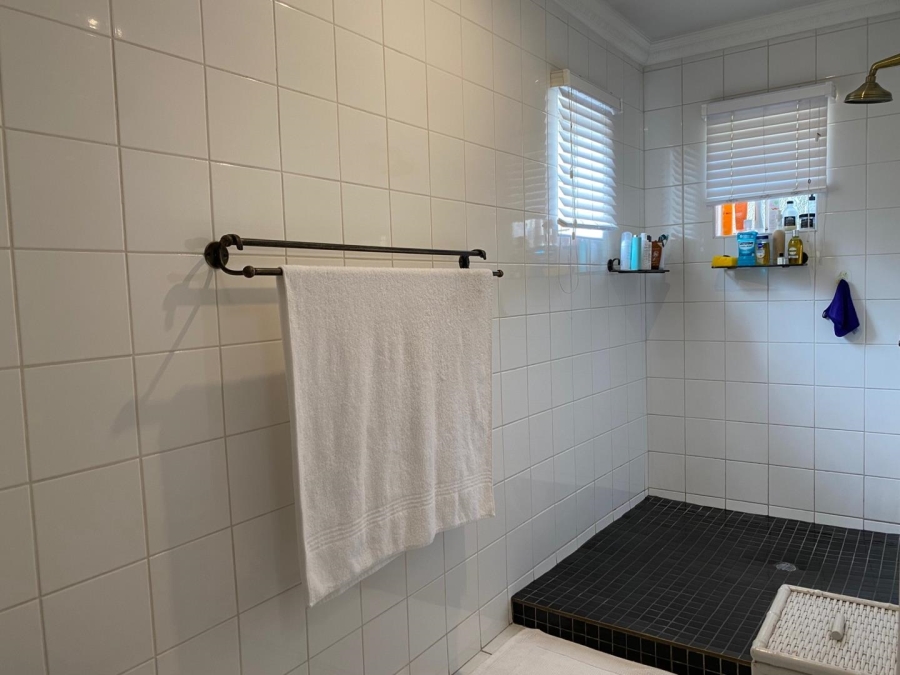 5 Bedroom Property for Sale in Riviera Gauteng