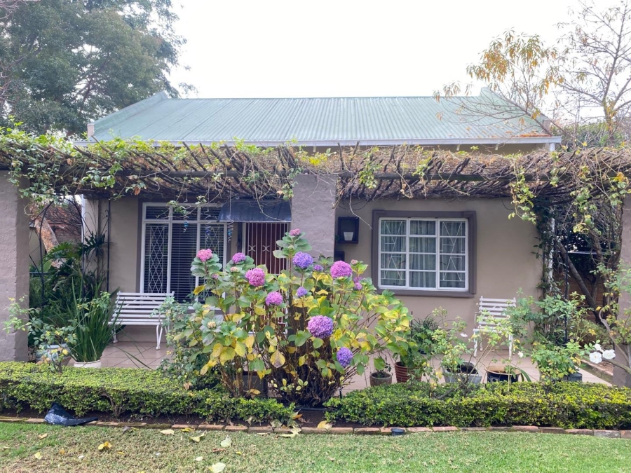 5 Bedroom Property for Sale in Riviera Gauteng
