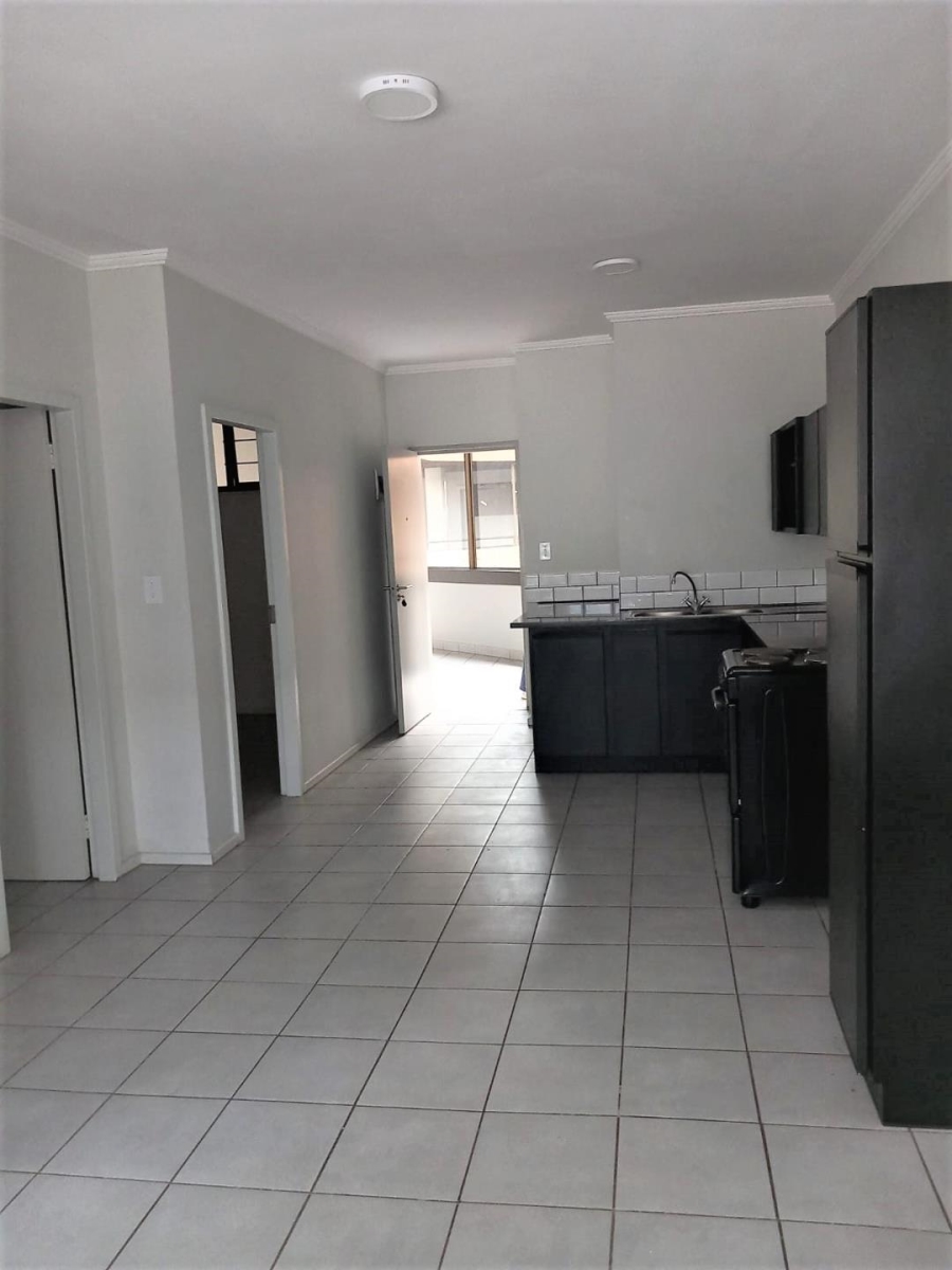 To Let 2 Bedroom Property for Rent in Florida Gauteng