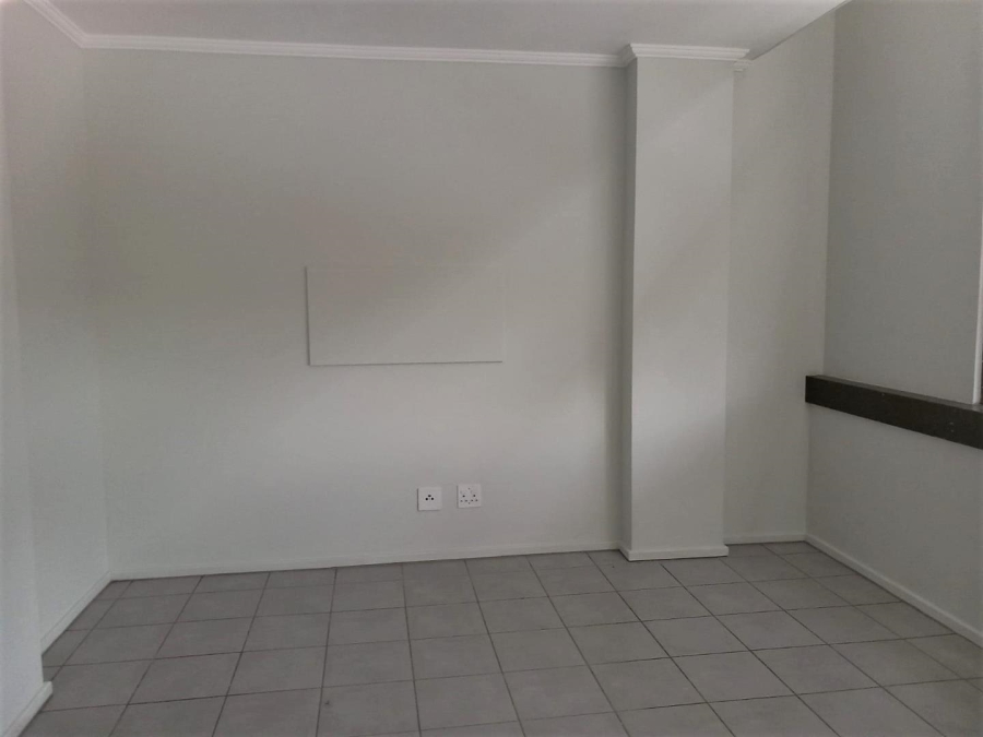 To Let 2 Bedroom Property for Rent in Florida Gauteng