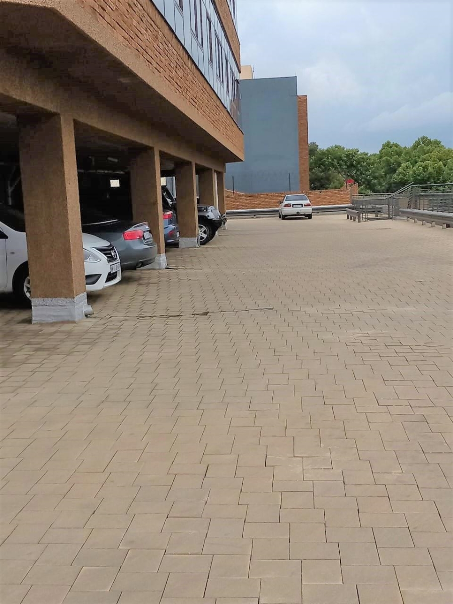 To Let 2 Bedroom Property for Rent in Florida Gauteng
