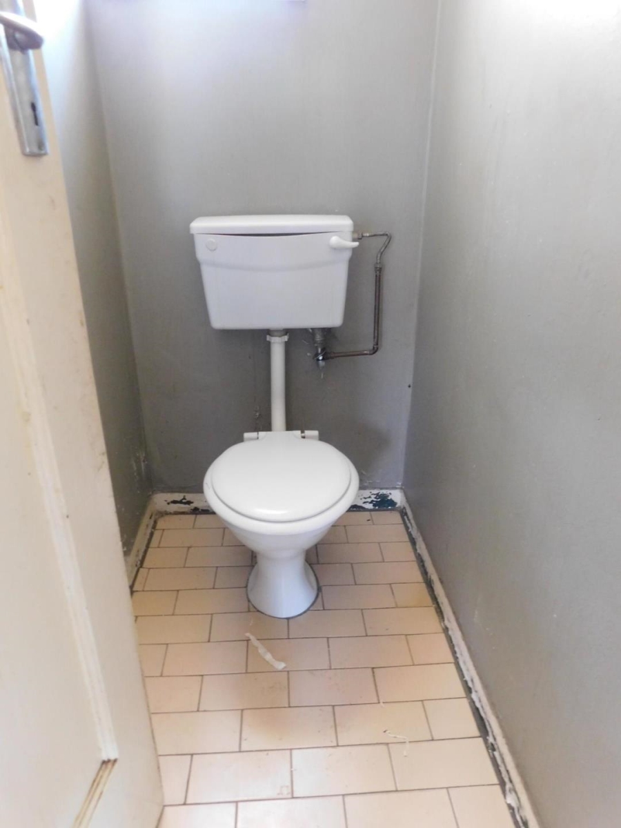 To Let 0 Bedroom Property for Rent in Yeoville Gauteng