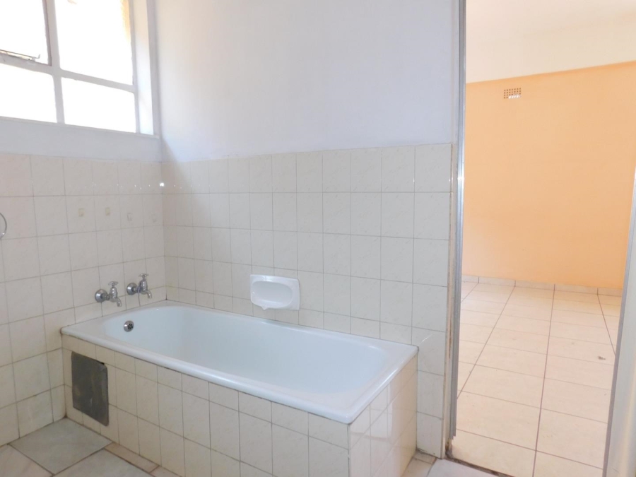 To Let 0 Bedroom Property for Rent in Yeoville Gauteng