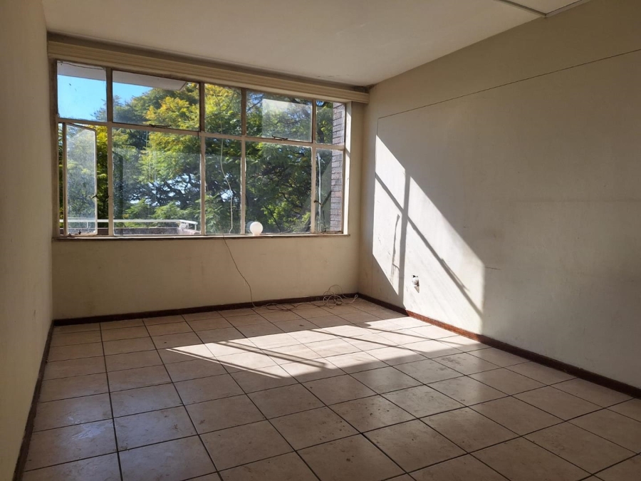 To Let 5 Bedroom Property for Rent in Yeoville Gauteng
