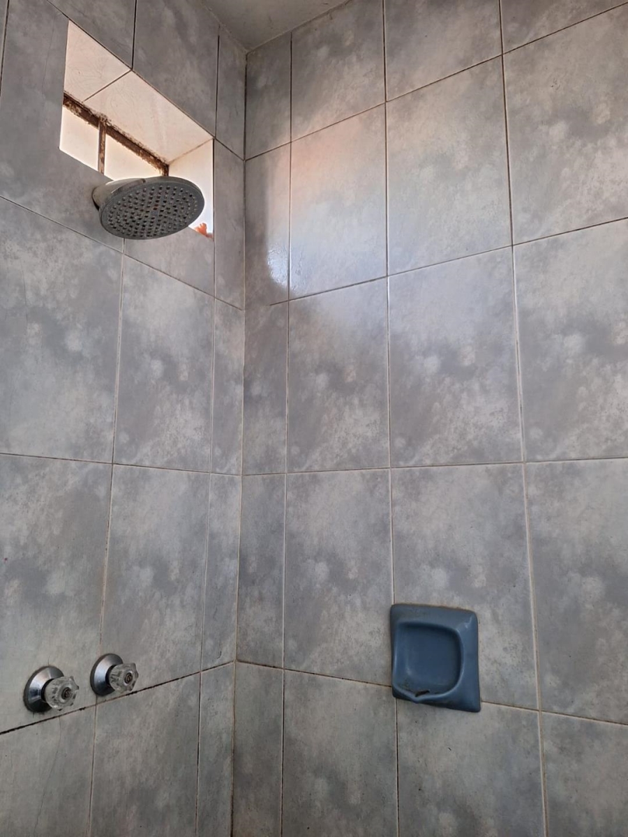 To Let 5 Bedroom Property for Rent in Yeoville Gauteng