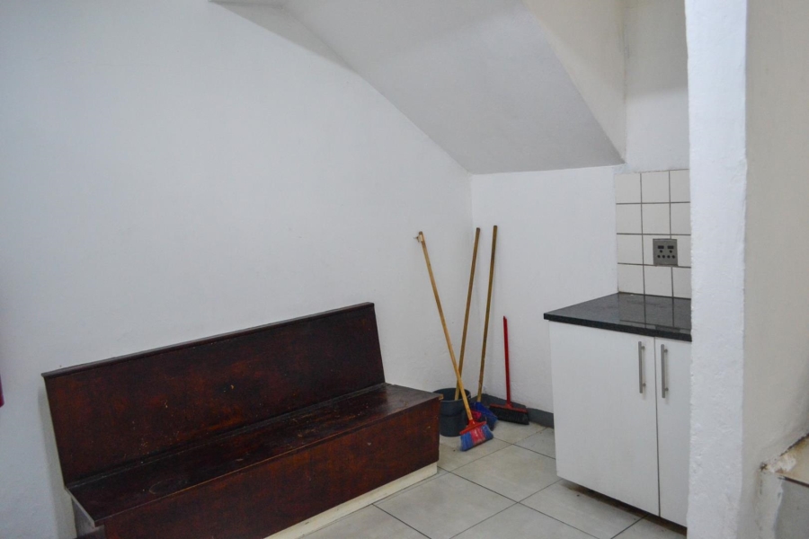 To Let 1 Bedroom Property for Rent in Brixton Gauteng